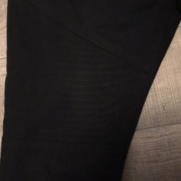 Forever 21 men’s biker jeans - Picture 2 of 4